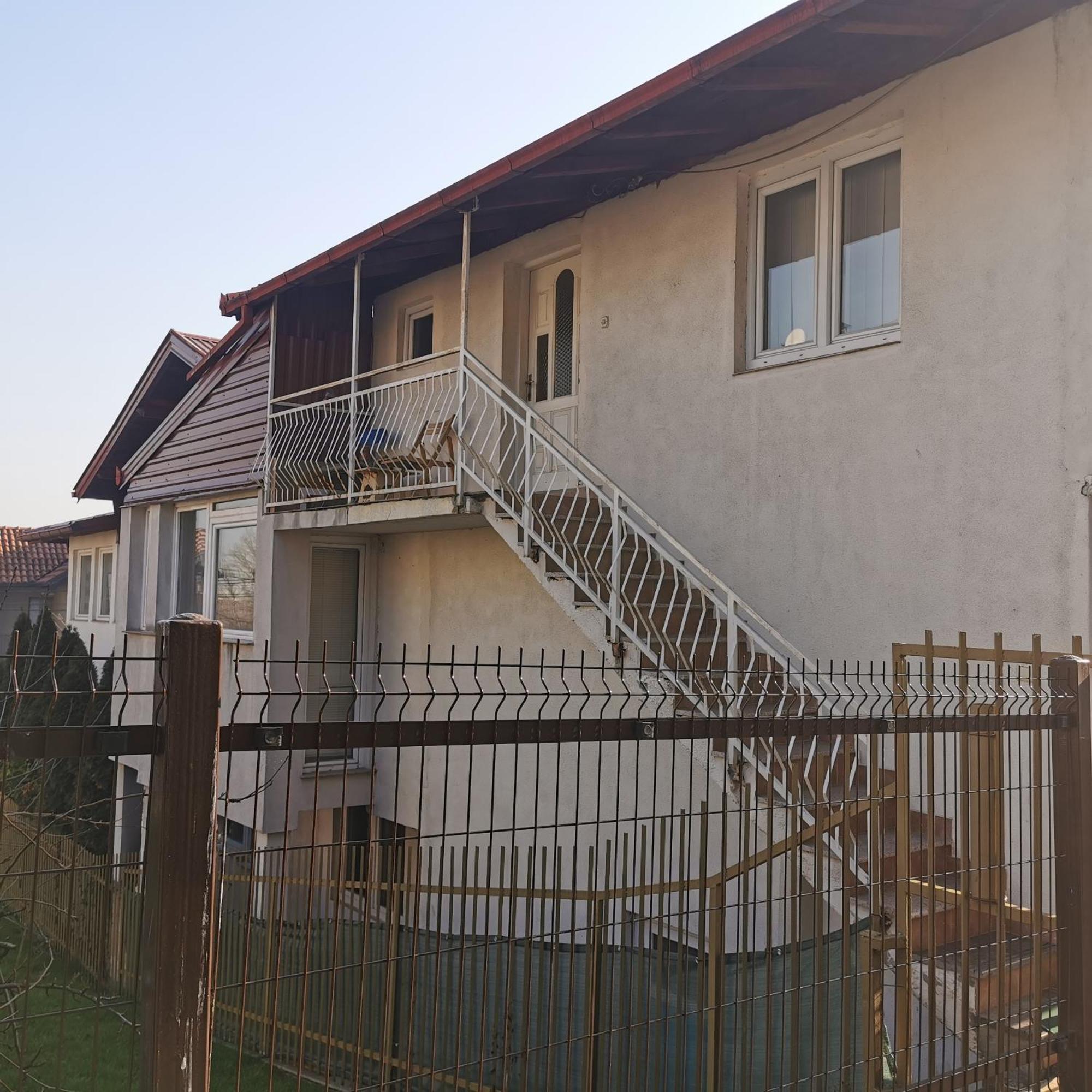 White Apartment Sarajevo - Free Parking Экстерьер фото